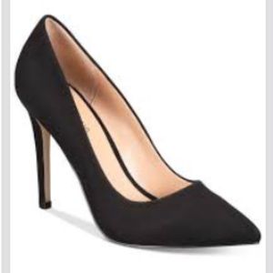 Black Agrireweil Pointed Toe Pumps.